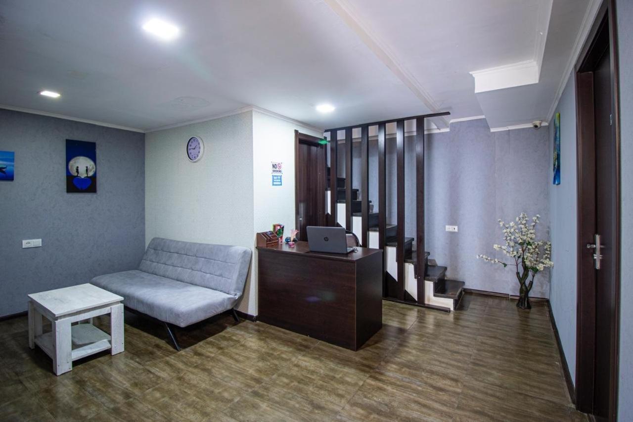 Hotelharmony 第比利斯 外观 照片